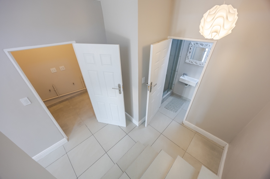 4 Bedroom Property for Sale in Belgravia Western Cape